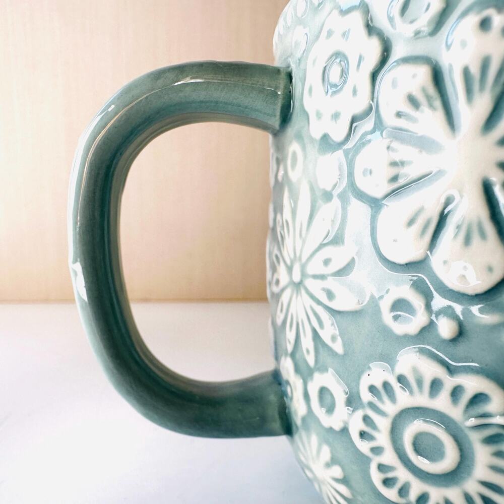 Retired World Market Jolly Hearts Coffee Tea Mug Oversize Blue Embossed Flowers - Picture 6 of 9